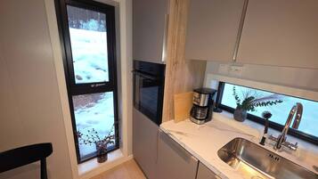 House, 2 Bedrooms, Balcony | Private kitchen