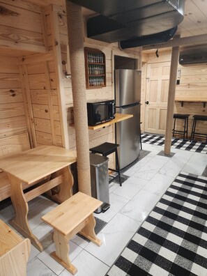 Interior - Cozy 1-bedroom bunk style apartment Game Rm/Gym/Stream in historic McDowell! (McDowell)