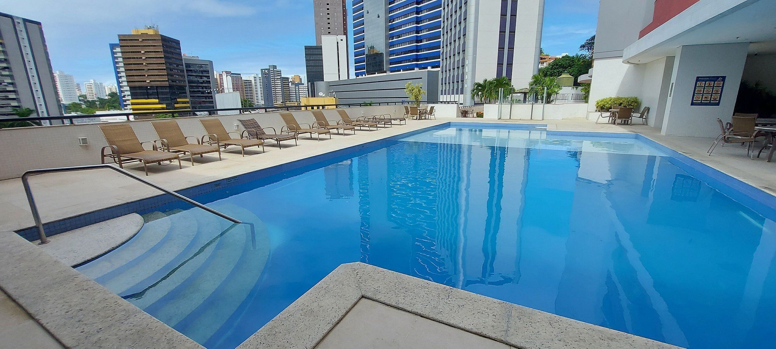 Leilighet – basic | Basseng | 2 utendørsbassenger