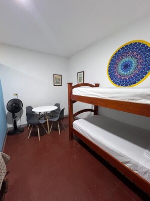 1 bedroom, WiFi, bed sheets, wheelchair access - Stay among the Neighborhood Characters / Private Guest Suite 3Beds Full Equipped (Cartagena de Indias)