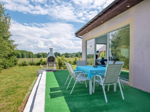 Luxurious Holiday Home With Swimming Pool