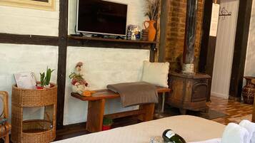 1 habitación, wifi y ropa de cama