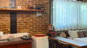 Microondas, placa de cocina