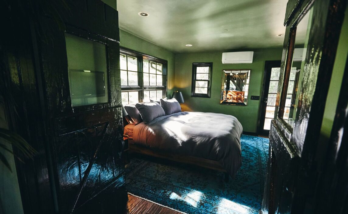 3 dormitorios, tabla de planchar con plancha, Internet