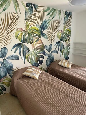 2 soverom, strykejern/-brett, wi-fi og sengetøy