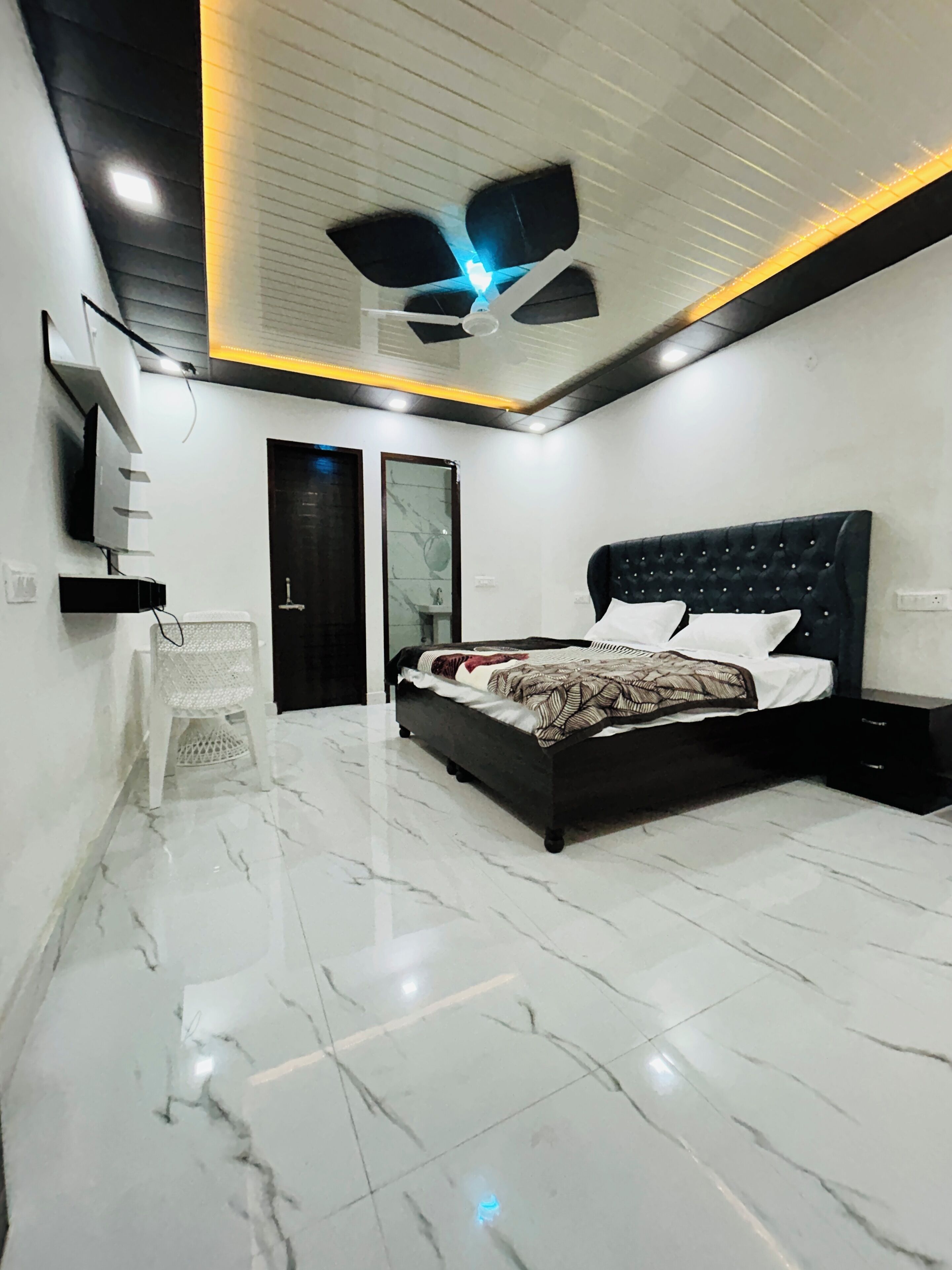 Deluxe Double Room, City View