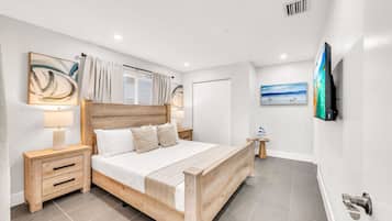 3 bedrooms, iron/ironing board, travel crib, free WiFi