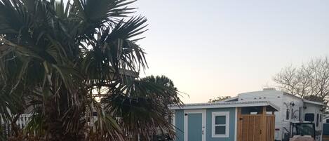 Enceinte de lâhĂ©bergement