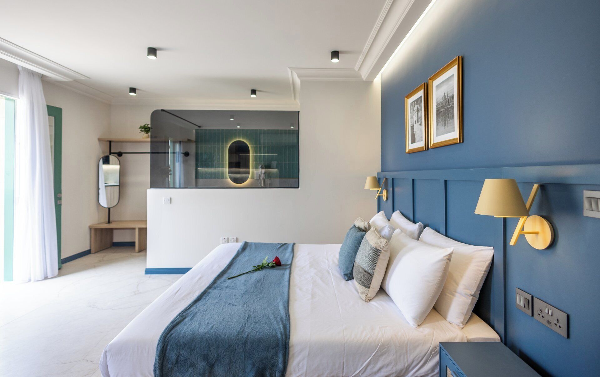 スーペリア ダブルルーム バルコニー | 遮光カーテン、アイロン / アイロン台、WiFi (無料)、ベッドシーツ