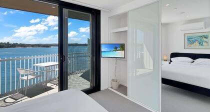 Modern 2-Bedroom Apartment with Pool Access