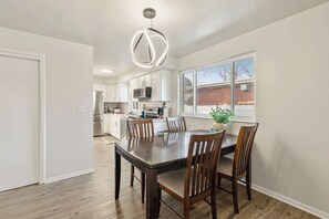 Dining - Cozy Cottage| Backyard | Grill | Near Canyon (American Fork)