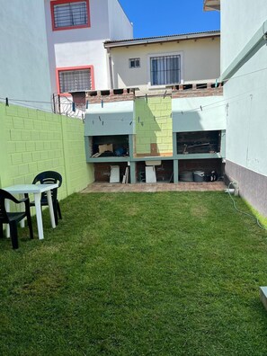 BBQ/picnic Area - Hotel Complejo del Carmen San Bernardo (San Bernardo del Tuyú)