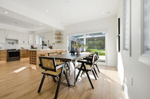 Dining - Lake Simcoe Ice Fishing Basecamp • Sleeps 10–12 • Heated Shop (Beaverton)