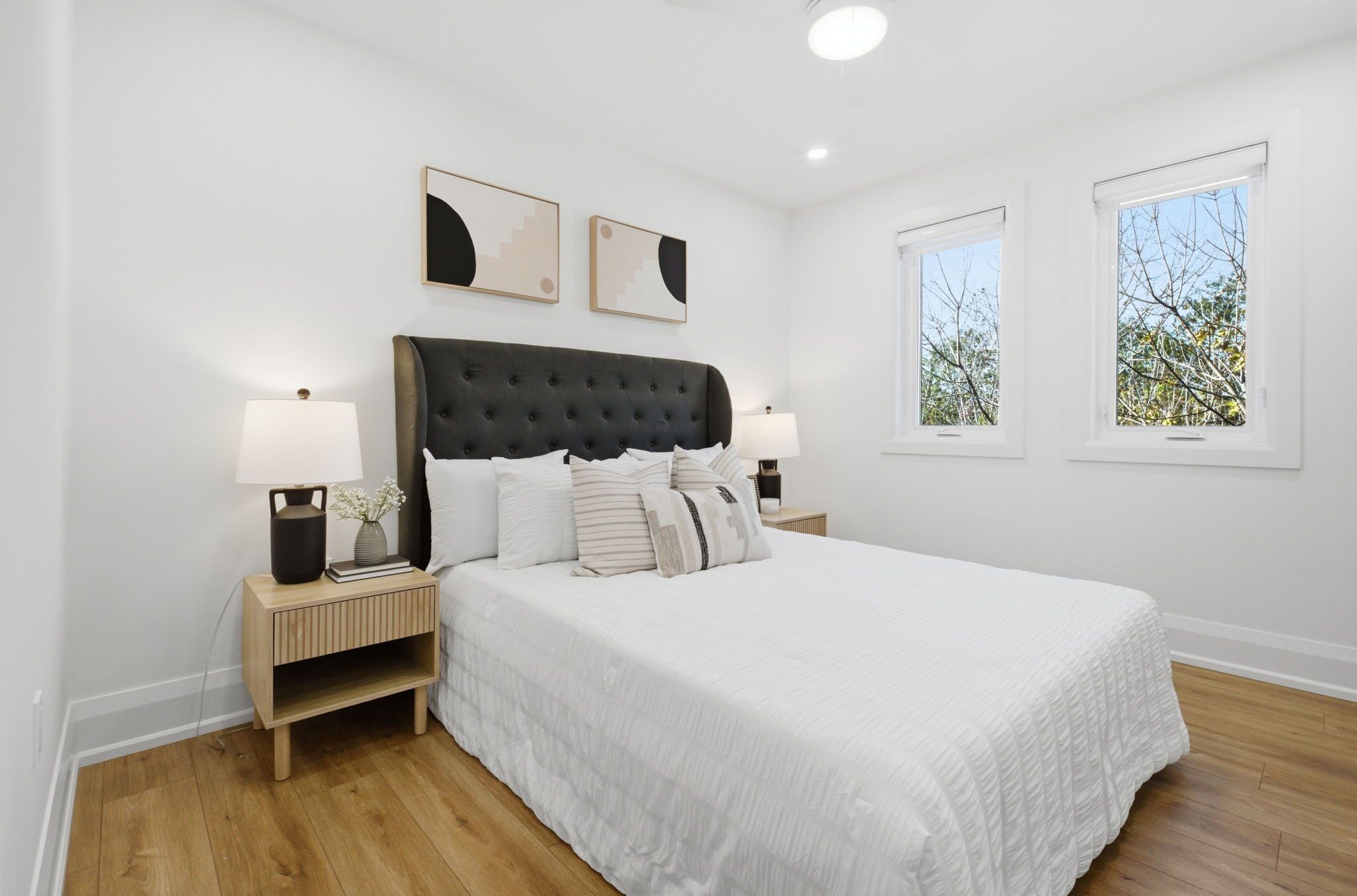 5 chambres, bureau, fer et planche à repasser, accès au Wi-Fi (inclus)