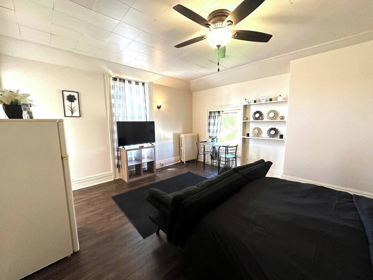 Bügeleisen/Bügelbrett, WLAN, Bettwäsche