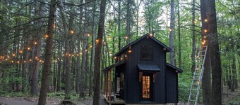 Cozy 2-bedroom cabin in Dansville with all the modern convenience’s