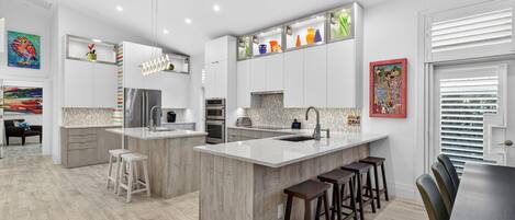 Microwave, oven, stovetop, dishwasher