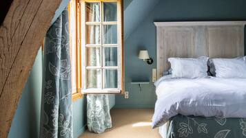 Fer et planche Ă repasser, Wi-Fi, draps fournis