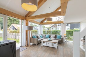 House | Living area - Beachside Modern Holiday Home for 6 (Renesse)