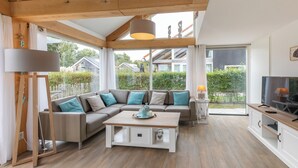 Living area - Beachside Modern Holiday Home for 6 (Renesse)