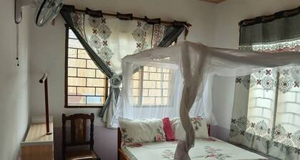 Magogoni Guest House