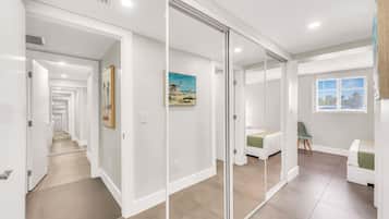 3 bedrooms, iron/ironing board, travel crib, free WiFi