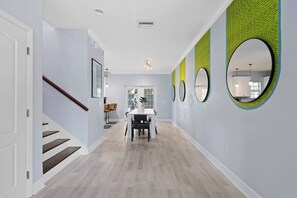 Interior - Lux Designer SOHO Home | Sleeps 13 | heart of TPA (Tampa)