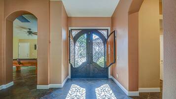 House, 4 Bedrooms, Patio | Interior