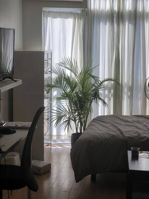 Bügeleisen/Bügelbrett, Internetzugang, Bettwäsche