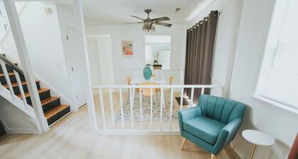 7 Mins to UVA Grounds, Peaceful 3BR House