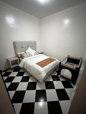 1 bedroom, iron/ironing board, travel cot, free WiFi - Large Studio Fiber optics IPTV (Marrakech)