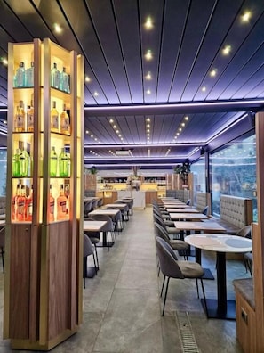 Restaurant - hotel bolzano  (Milan)