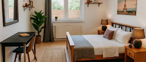 Iron/ironing board, WiFi, bed sheets