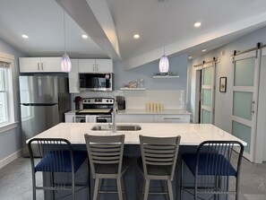 Private kitchen - The Mackworth - Stunning Waterfront Property (Falmouth)