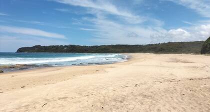 Room-5 Mins to Lake Macquarie, 30 to Hun