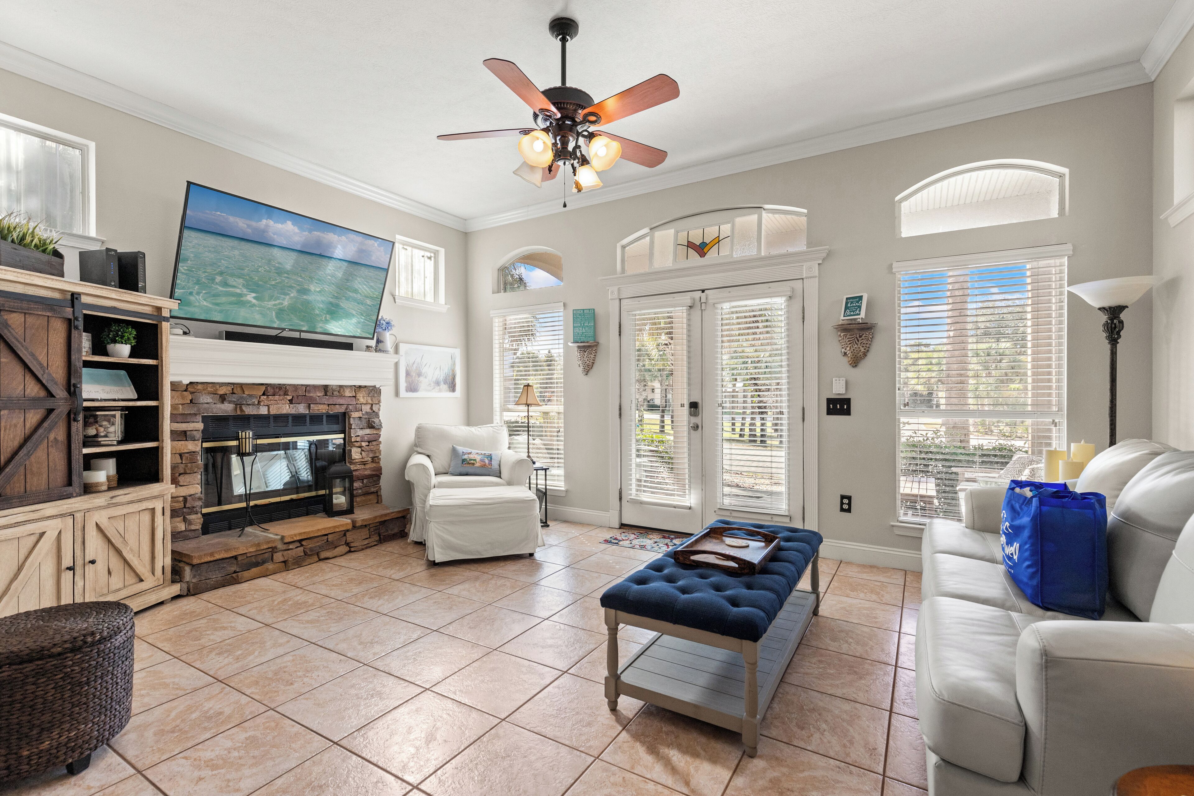 Ferienhaus, Mehrere Betten, Terrasse, Gartenblick (116 Island Cove Ct) | Wohnbereich