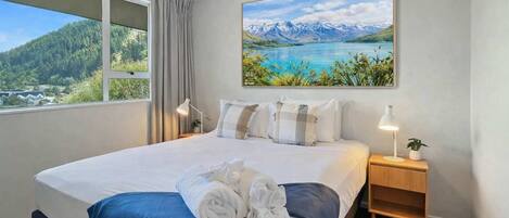 Fer et planche à repasser, Wi-Fi, draps fournis