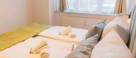 Iron/ironing board, WiFi, bed sheets