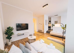 Room - RR | Modern Living Apartments 2 | 78 m² | Kitchen | Parking (Magdeburg)