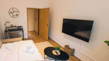 Bügeleisen/Bügelbrett, WLAN, Bettwäsche