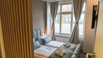 Bügeleisen/Bügelbrett, WLAN, Bettwäsche