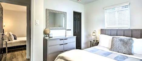 2 slaapkamers, een bureau, gratis wifi, beddengoed