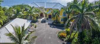 Pig's Leap.
Tranquil 4-bedroom house with AC in charming Savannah