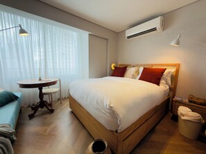 Internet, bed sheets - The Farmhouse Studio Quiet Luxury near Paulista (São Paulo)