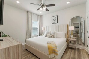 4 chambres, bureau, fer et planche à repasser, Wi-Fi gratuit