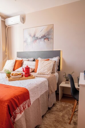 2 chambres, fer et planche à repasser, accès Internet, draps fournis