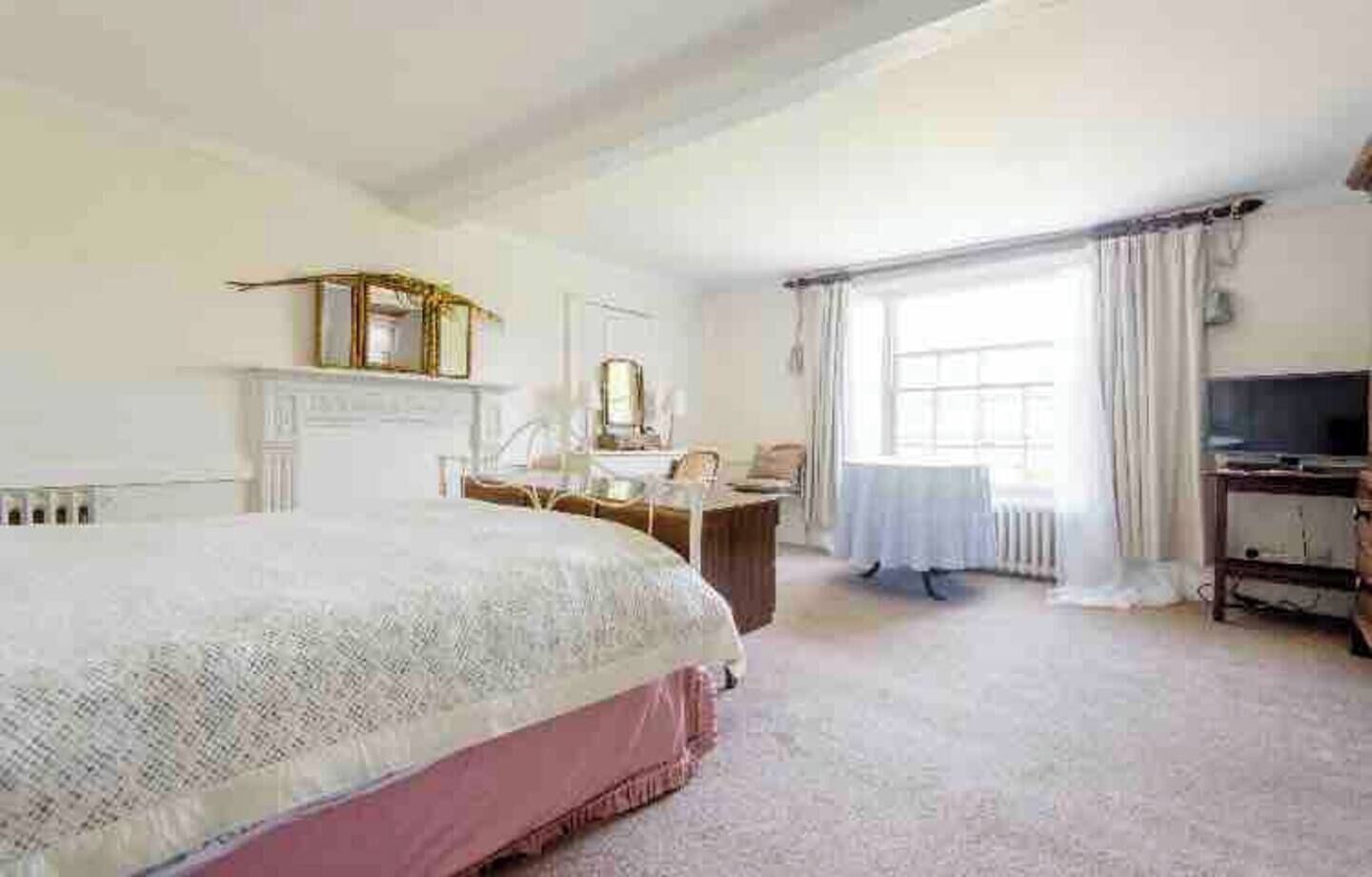 3 chambres, fer et planche à repasser, Wi-Fi, draps fournis