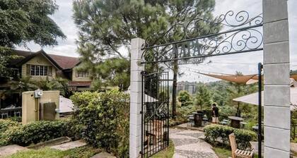 Cozy 1-bedroom condo in Alpine Villas Crosswinds Tagaytay