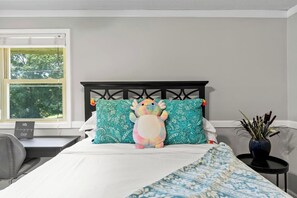 Desk, WiFi, bed sheets - Peaceful hilltop country living, 10 mins to stores (Barnhart)