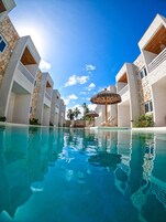 Vila | Piscina | 2 piscinas externas